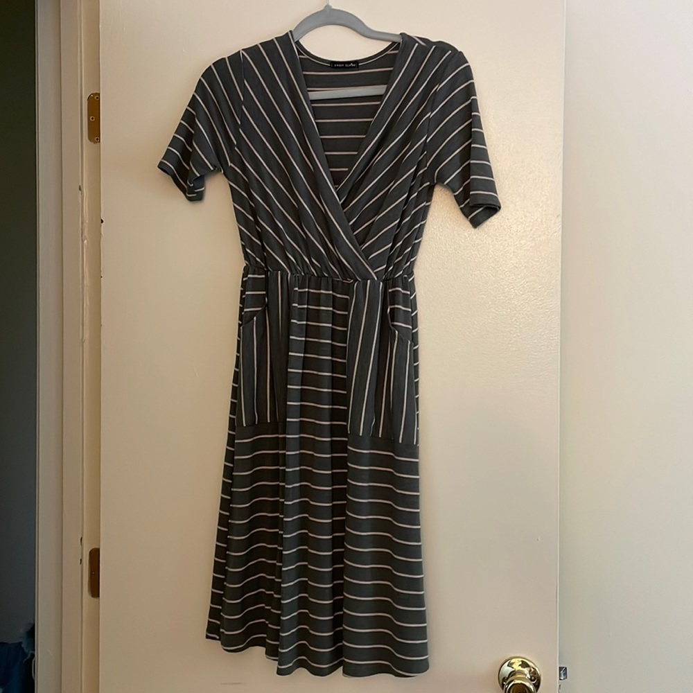 Sweet Claire green dress in size medium.